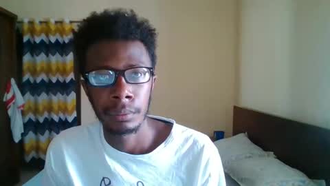 mixedboy_sexy online show from December 17, 9:04 am
