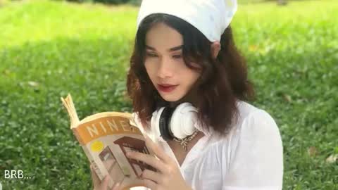 Snapshot of miyakabebe chatting on September 23, 10:02 pm Miyakabebe online show from September 23, 10:02 pm