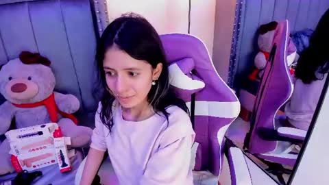 miyu_komori online show from June 18, 7:40 pm