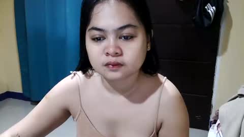 Cutiepie online show from December 15, 5:12 am