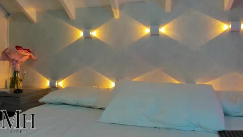 Snapshot of mizzhell_ chatting on November 1, 1:02 pm mizzhell_ online show from November 1, 1:02 pm