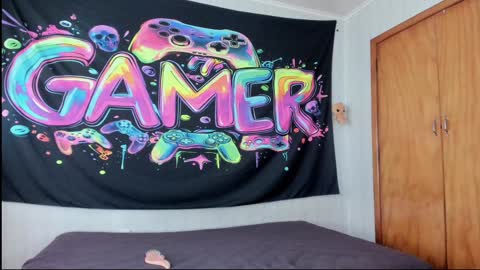 Snapshot of mizzkittay chatting on January 13, 10:45 pm MizzKittay online show from January 13, 10:45 pm