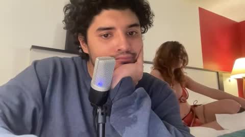 Snapshot of mjayx99 chatting on January 3, 2:43 am mjayx99 online show from January 3, 2:43 am