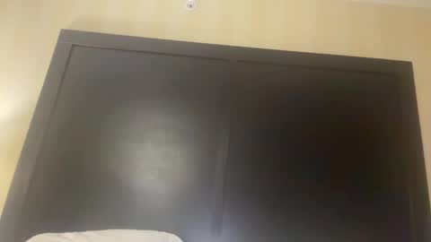 Snapshot of mjayx99 chatting on February 2, 12:40 am mjayx99 online show from February 2, 12:40 am