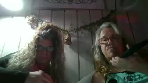 Snapshot of mjloveme7 chatting on September 25, 4:05 am mjloveme7 online show from September 25, 4:05 am