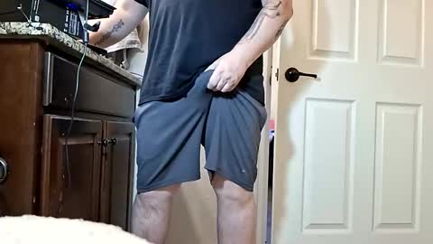 hoodyhoo online show from March 17, 6:55 pm