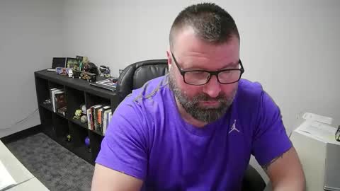 MLangworthy online show from April 13, 2:33 pm