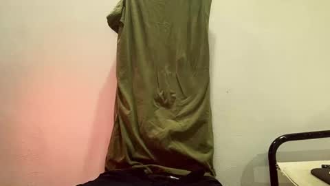 Snapshot of mlcloud chatting on December 13, 3:38 am MLclouD online show from December 13, 3:38 am