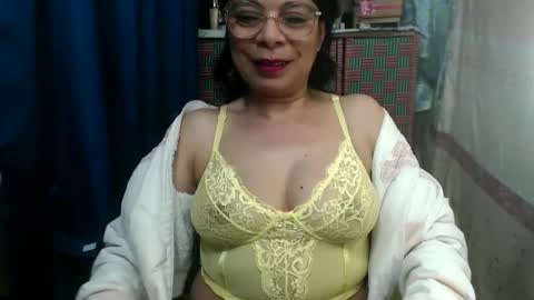 Snapshot of mmaturemessy chatting on November 20, 4:45 am kelly online show from November 20, 4:45 am