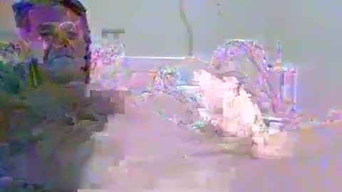 Snapshot of mmiltos chatting on May 3, 6:47 pm mmiltos online show from May 3, 6:47 pm