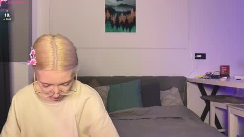 alice and ray online show from April 12, 5:18 pm