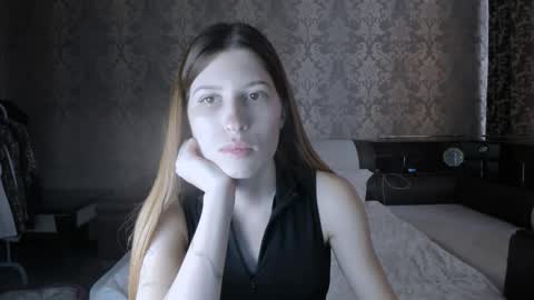 Lili online show from October 12, 11:09 am