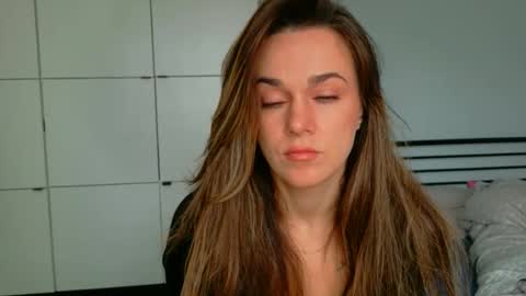 mmminnie online show from February 24, 10:57 am