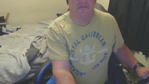 mmmthatsfunnn online show from January 6, 1:20 am