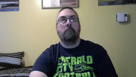 Snapshot of mmr4545 chatting on July 19, 12:58 am mark online show from July 19, 12:58 am