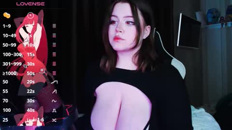 Hello Im Mo online show from March 25, 12:55 pm