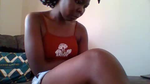 moandollars online show from November 5, 10:15 am