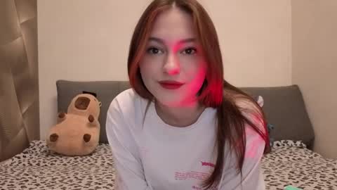 Alyaska online show from April 9, 10:15 pm