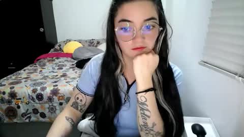 Sam online show from December 15, 3:44 am