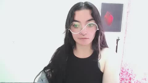 Sam online show from May 27, 4:37 pm