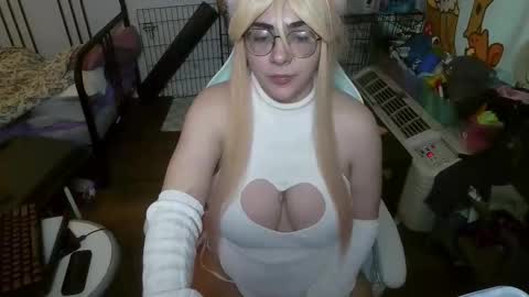 The Mochi Rainbow Variety Show online show from April 11, 11:31 pm