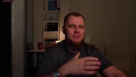 model134 online show from February 25, 12:48 pm