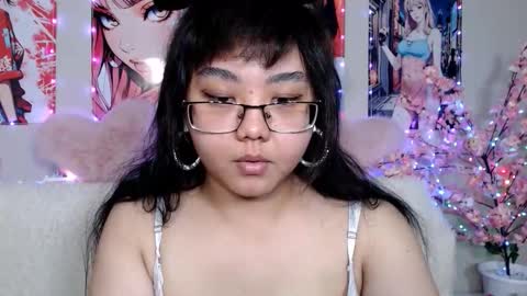 Molly online show from February 20, 5:37 am