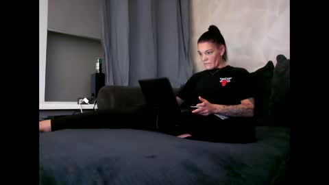 KinkyCoupleNL online show from September 24, 7:17 pm