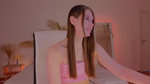 Molly online show from December 9, 9:26 pm