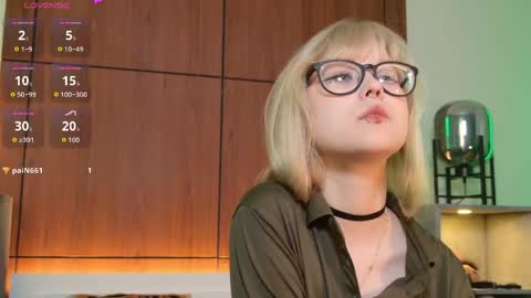 moliqin online show from April 16, 7:53 am