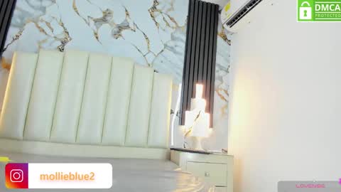 Hey Guys  Im Mollie online show from January 19, 12:28 pm