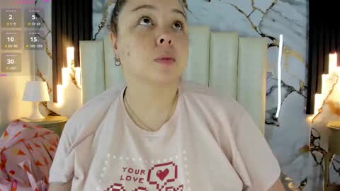 Hey Guys  Im Mollie online show from October 22, 12:16 pm