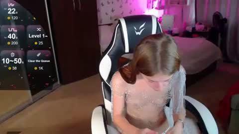 Snapshot of molly_barbie chatting on July 22, 10:07 am Molly Prvt is open online show from July 22, 10:07 am