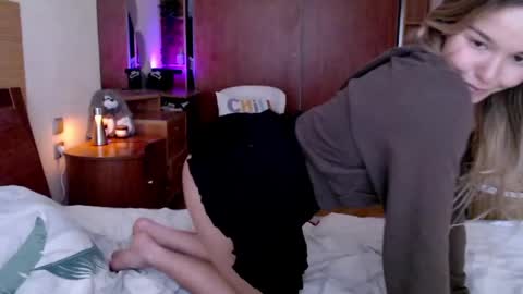 Molly online show from April 20, 3:04 pm