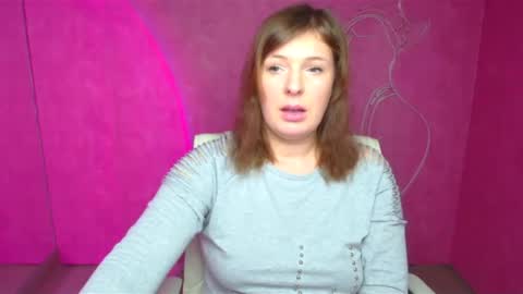 Molly online show from December 19, 3:52 pm