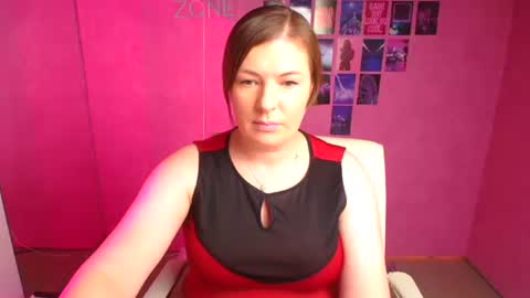 Molly online show from November 12, 1:11 pm