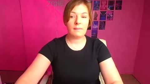 Molly online show from December 18, 12:55 pm