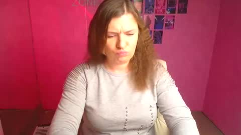 Molly online show from February 13, 12:45 pm