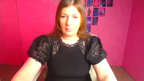 Snapshot of molly_mis chatting on May 8, 11:48 am Molly online show from May 8, 11:48 am