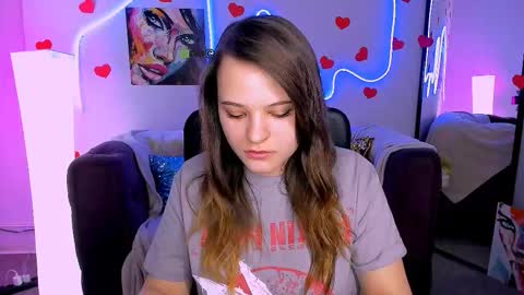 Molly online show from February 24, 1:20 pm