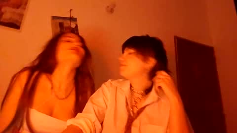 Snapshot of molly_popp chatting on December 22, 6:49 am Molly Pop online show from December 22, 6:49 am