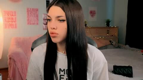 Molly online show from March 30, 4:35 am