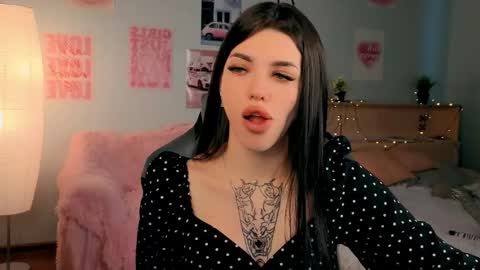 Molly online show from April 15, 4:08 am