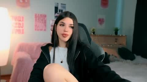 Molly online show from May 31, 4:09 am