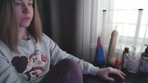 I have new photos come and see with love Molly online show from February 11, 10:48 am