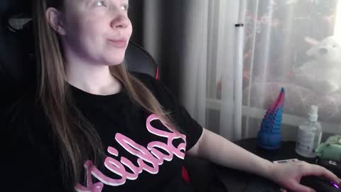 I have new photos come and see with love Molly online show from March 5, 8:54 am