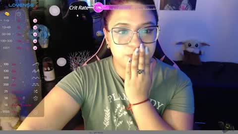 Snapshot of molly_shake chatting on February 21, 10:39 am Molly online show from February 21, 10:39 am