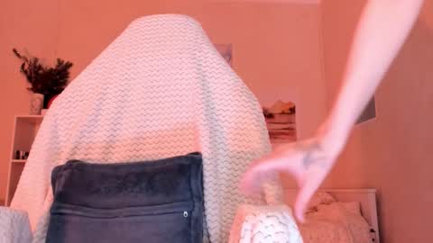 Molly online show from February 24, 3:37 am