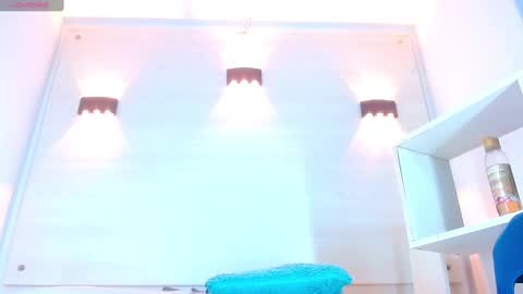 Snapshot of molly_spears chatting on March 12, 2:34 pm Molly Spears online show from March 12, 2:34 pm