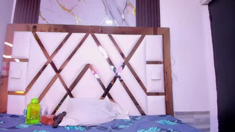 Yuli online show from July 19, 1:42 am